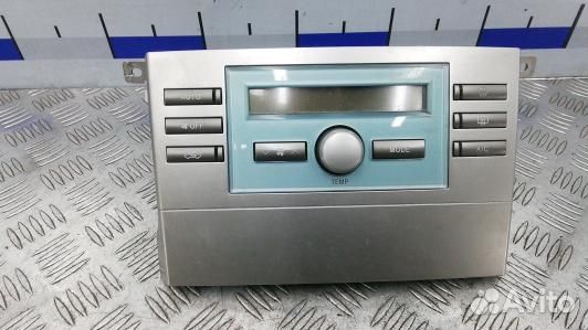 Блок управления печки и климат-контроля toyota cor