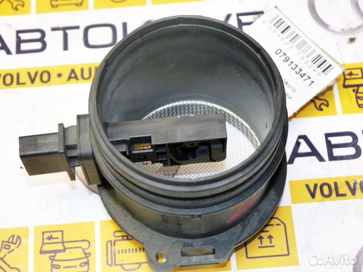 Датчик массового расхода воздуха Ауди S5