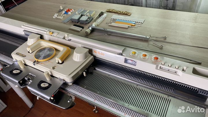 Silver reed SK 360 вязальная машина 5 класса