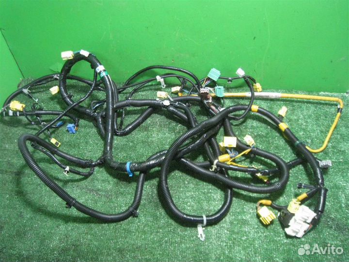 Проводка салона Honda FR-V (BE1) 2006