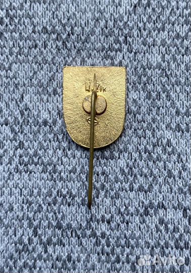 Значок - Kaunas - Город Каунас - Литва. Герб. Бык