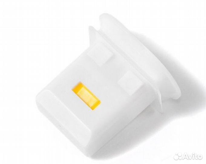 Фиксатор подушки заднего сиденья 