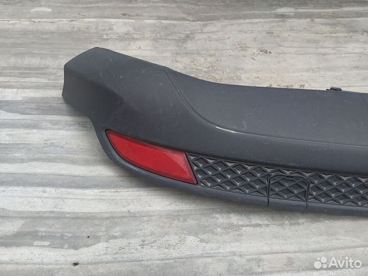 Нижняя юбка заднего бампера Ford focus 3