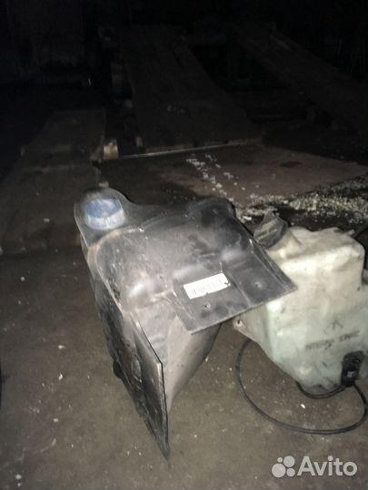 Корпус воздушного фильтра на интер 9400