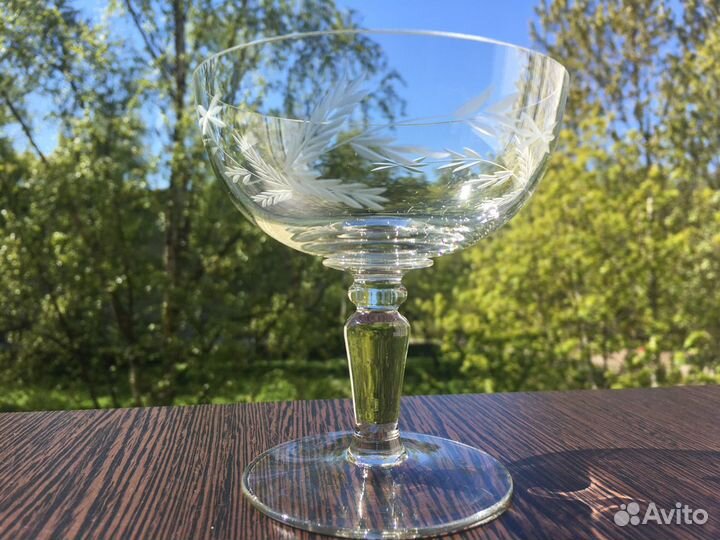 Вазы на ножке,креманки винтаж