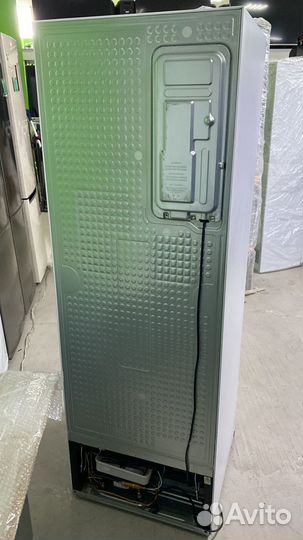 Холодильник двухкамерный Samsung RB30A32N0WW/WT