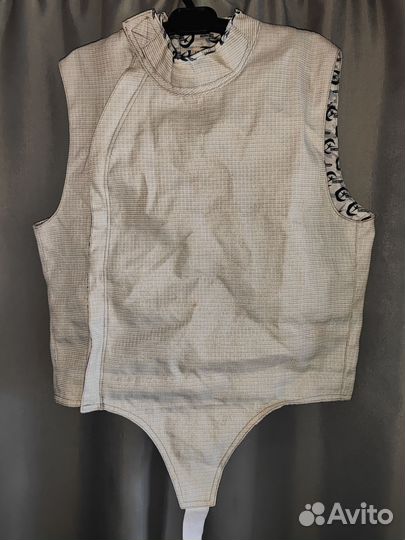 Электрокуртка для фехтования