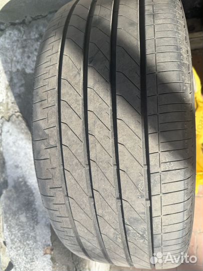 Bridgestone Turanza T005A 245/40 R20