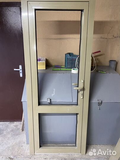 Алюминиевые двери бу