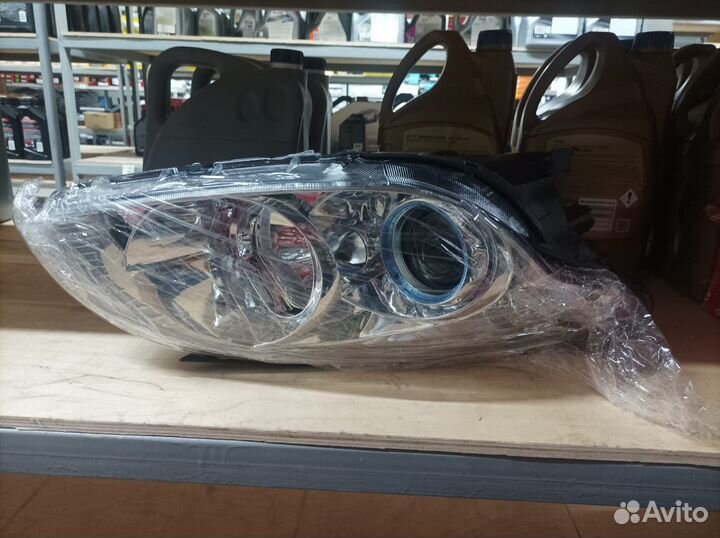 Фара передняя Hyundai i-30 1