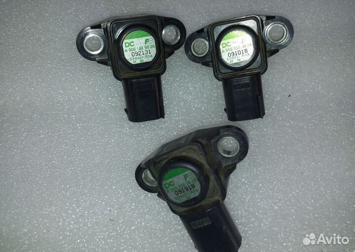 Датчик воздушного фильтра мерседес А 0051535028