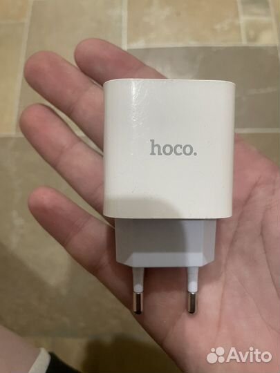 Блок зарядки iPhone