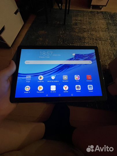 Huawei media m5 lite 10