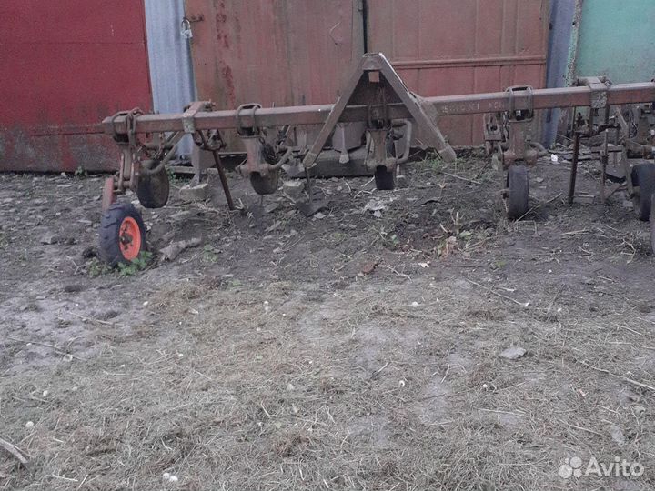 Культиватор окучник пропольник