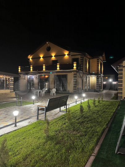 Коттедж 250 м² на участке 11 сот.