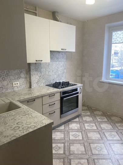 2-к. квартира, 53 м², 2/5 эт.