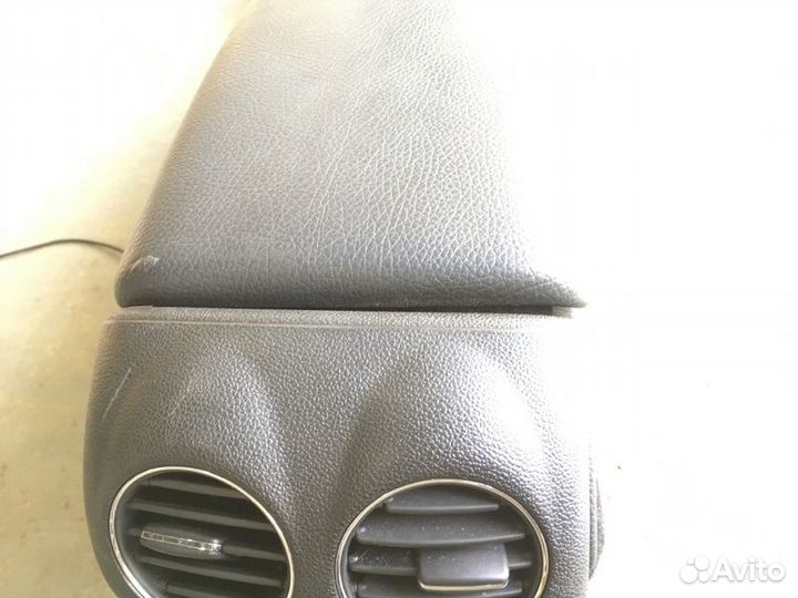 Подлокотник Mercedes-Benz Clk-Class C209 271940