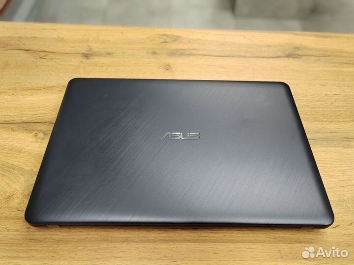 Ноутбук Asus Core i3, nvidia MX, 1000gb