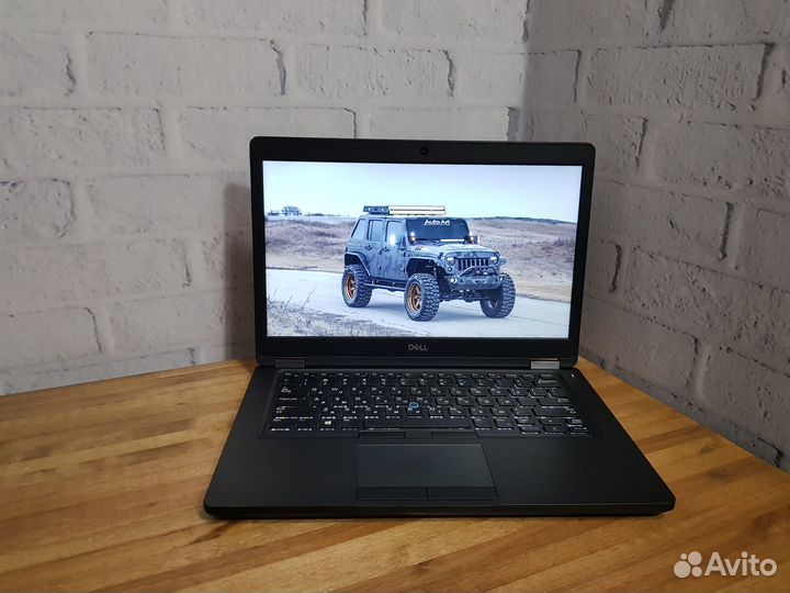 Ноутбук Dell Core i5 8 потоков/8Gb/SSD 240Gb