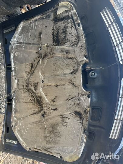 Газ 31105 Волга капот