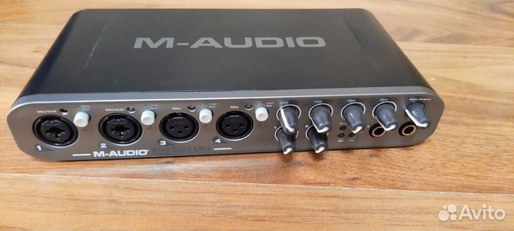 Звуковая карта M Audio Fast Track Ultra