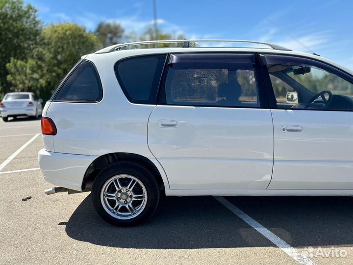 Toyota Ipsum 2.0 AT, 1999, 225 000 км