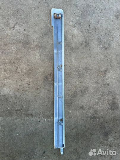 Накладка на крыло Nissan Elgrand