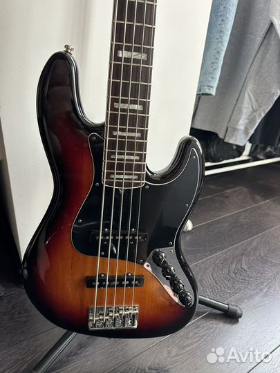 Бас гитара Fender american Jazz Bass Deluxe 5