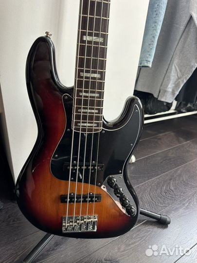 Бас гитара Fender american Jazz Bass Deluxe 5