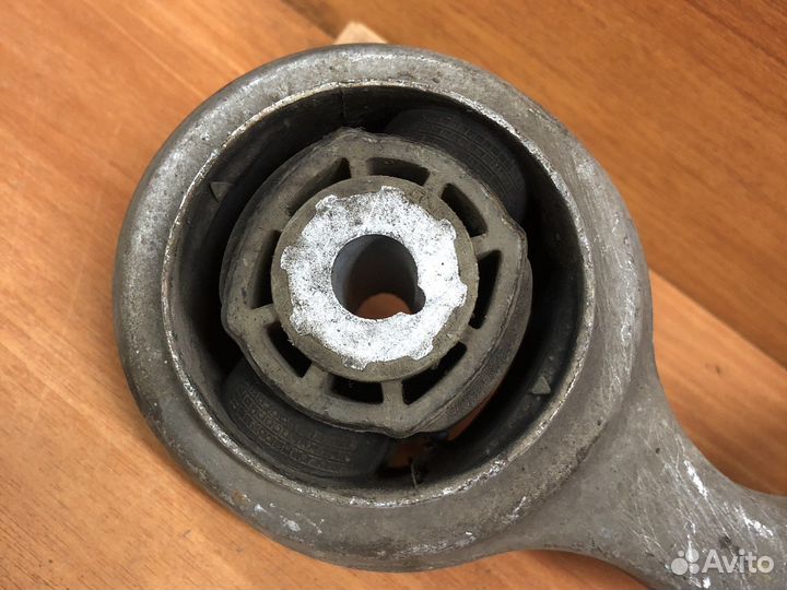 Рычаг на мерседес 222 217 4 matic