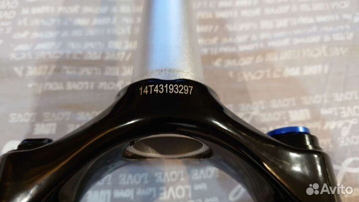 Вилка Rockshox Recon Gold TK Solo Air 27.5