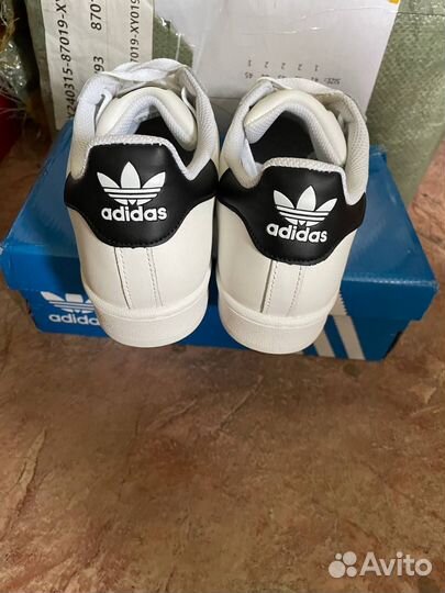 Кроссовки adidas superstar