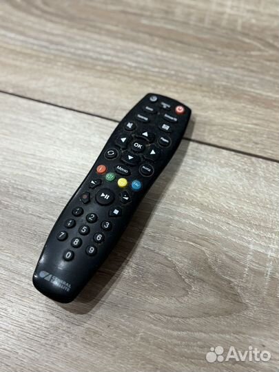 Спутниковый ресивер триколор