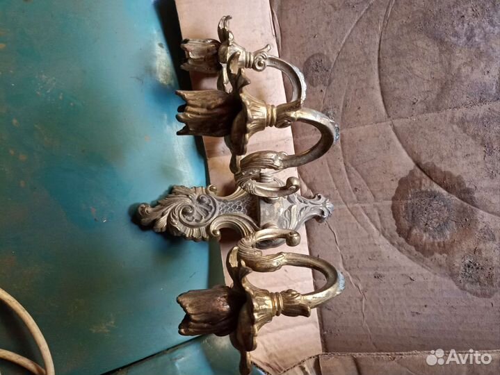 Подсвечник бронзовый