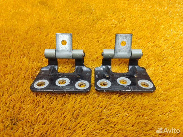 Петля двери багажника Volvo Xc90 C95 B6324S5 2008