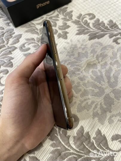 iPhone 11 Pro, 64 ГБ