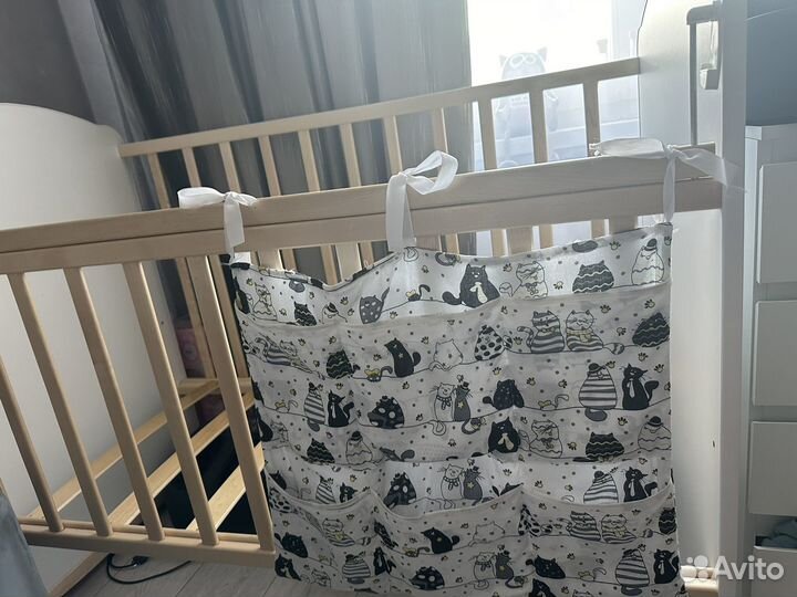 Кармашек на кроватку