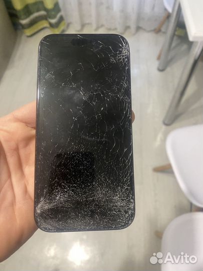 iPhone 15 Pro, 128 ГБ