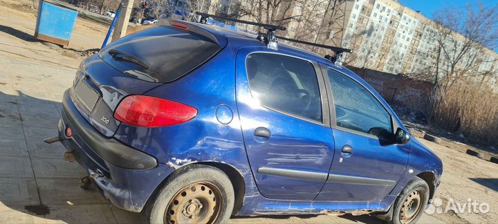 Peugeot 206 1.6 МТ, 2002, 275 000 км