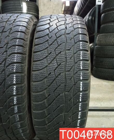 Viatti Bosco S/T V-526 215/55 R17 94T