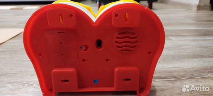 Музыкальная игрушка пианино с барабанами