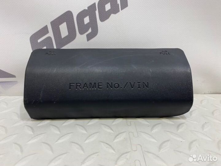 Крышка Vin номера передняя Lexus Nx 300H/200T Z10