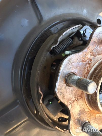 Ступица задняя левая Ниссан Икстрейл Т-31,32