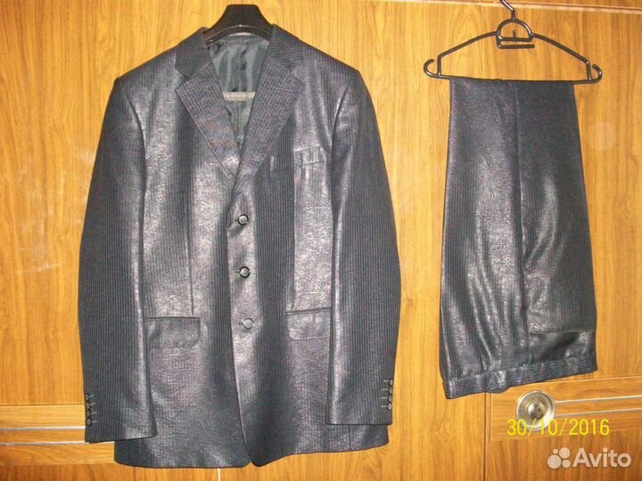 Мужской костюм