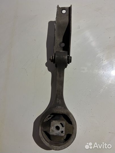 Опора двигателя задняя Volkswagen Polo V