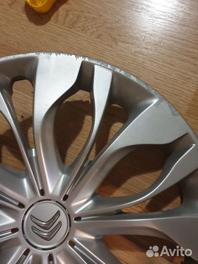 Продам колпаки,оригинал, комплект 4 шт