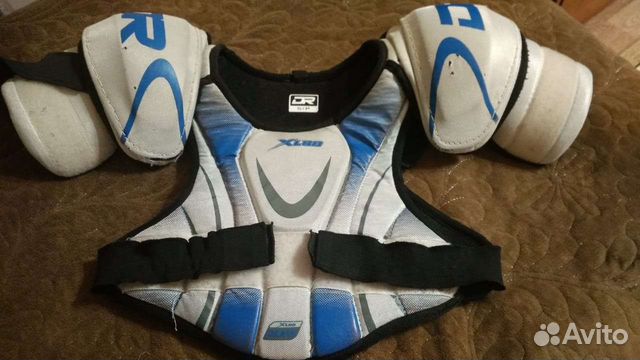 Нагрудник хоккейный