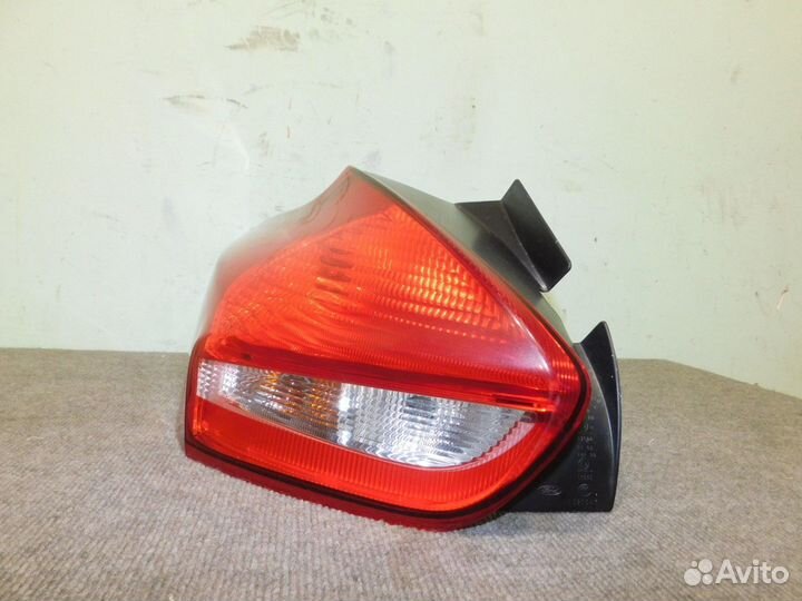 Фонарь задний левый Ford Focus 3 2014