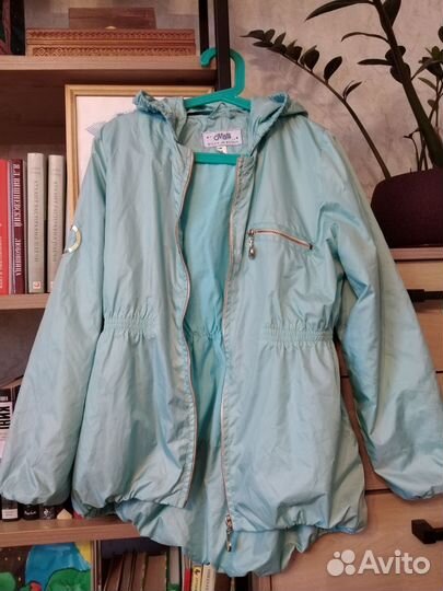 Ветровка для девочки