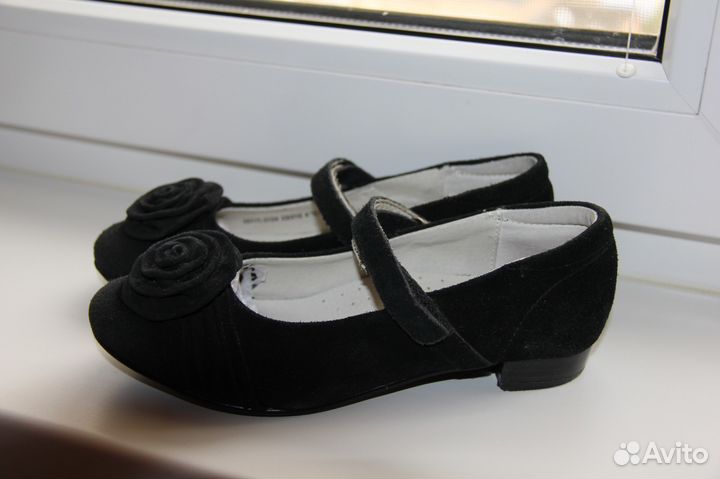 Туфли для девочки р33
